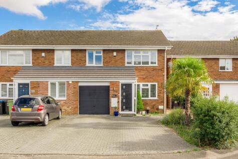 Holland Way, Newport Pagnell