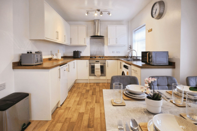 Kitchen/Dining