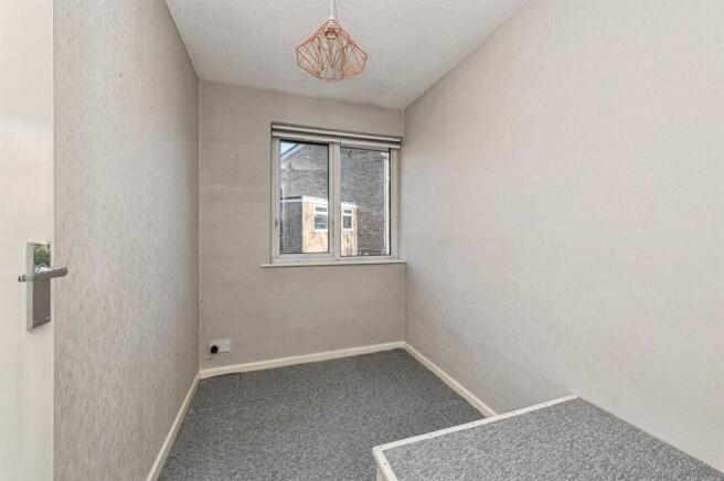 3 bed Terraced for sale Image 7