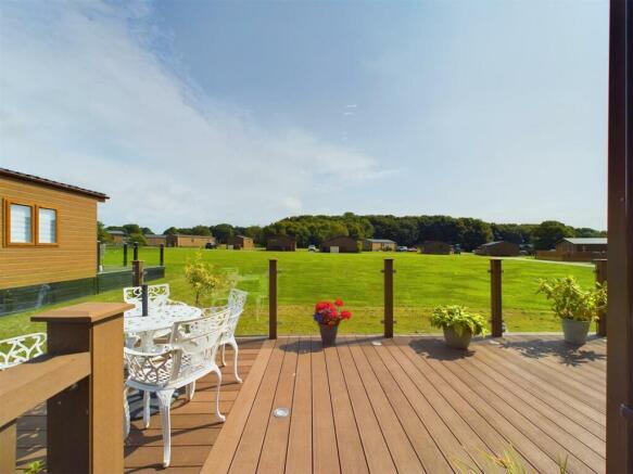 2 bed Park Home for sale Image 12