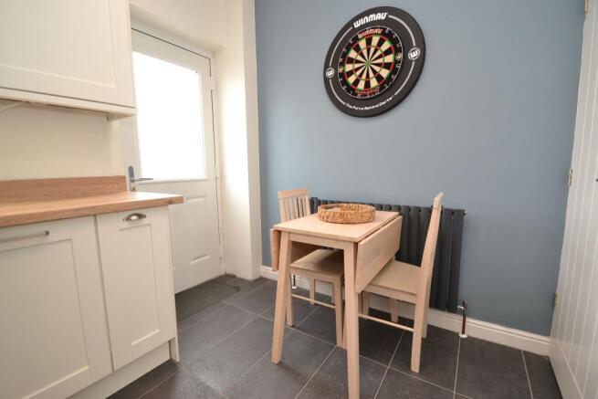 2 bed Semi-Detached for sale Image 6