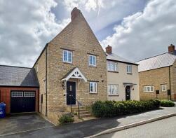 22, Roberts Road, Towcester NN12 8WF