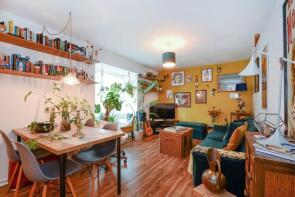 Flat 18, 2 Toulouse Court, Rossetti Road, London SE16 3EA