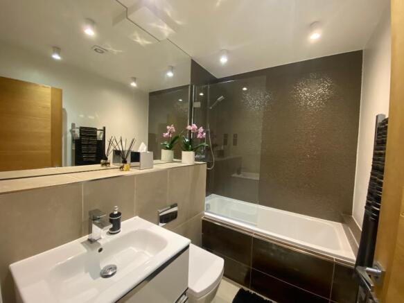Main Bathroom