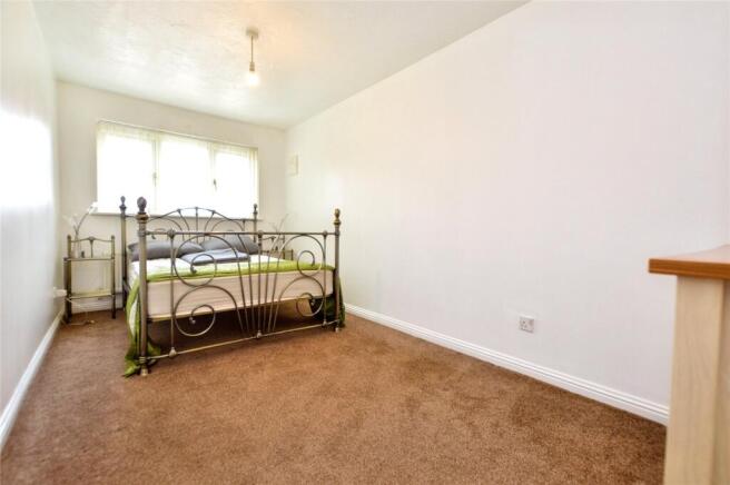 4 bed Detached for sale Image 6