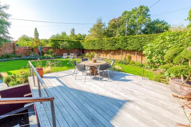 15 LeamTerrace Medium-127.jpg