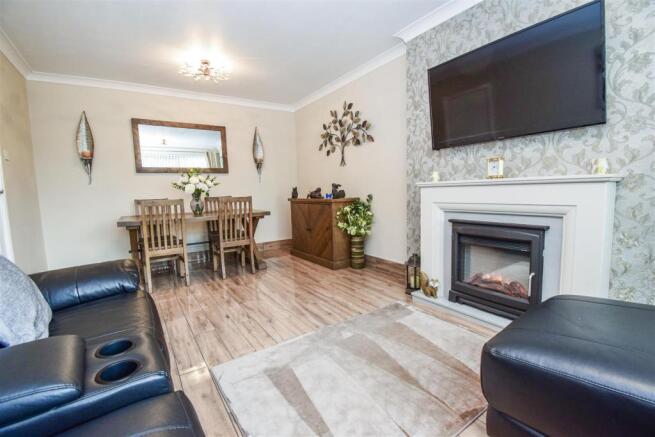 Living/Dining Room