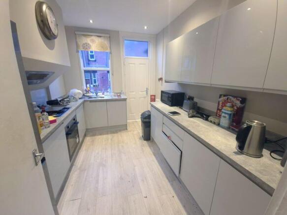 8 bed Terraced for sale Image 12