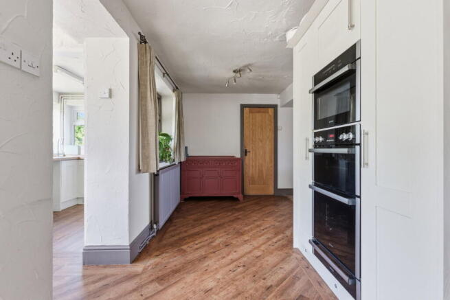 3 bed Cottage for sale Image 11