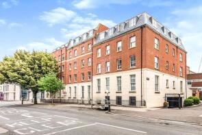 32, Flagstaff Court, Canterbury CT1 3HA