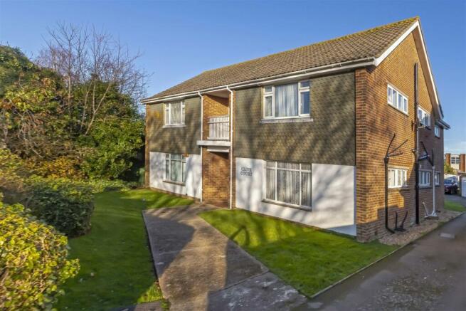 For Sale by Aspire Residential - Clive Court