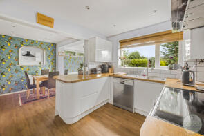 48, Roundhey, Heald Green, Cheadle SK8 3JR