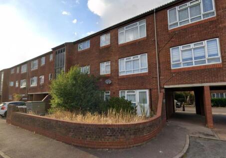 50 Cavalier Close, Romford, Essex, RM6 5EJ