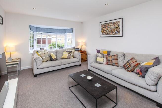 Lounge 2