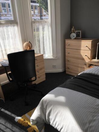 5 bed House Share to rent Image 7