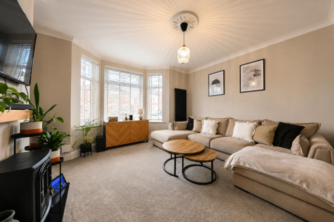 3 bed Semi-Detached for sale Image 7