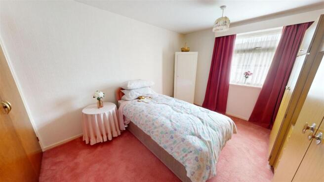 2 bed Flat for sale Image 6