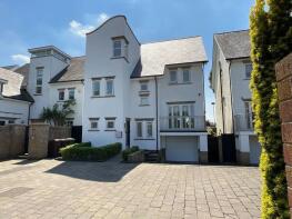 6, Grosvenor Gardens, Southport PR8 2LH