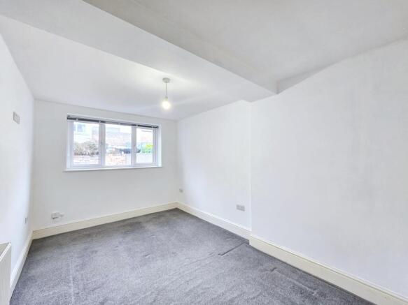 2 bed Semi-Detached for sale Image 6