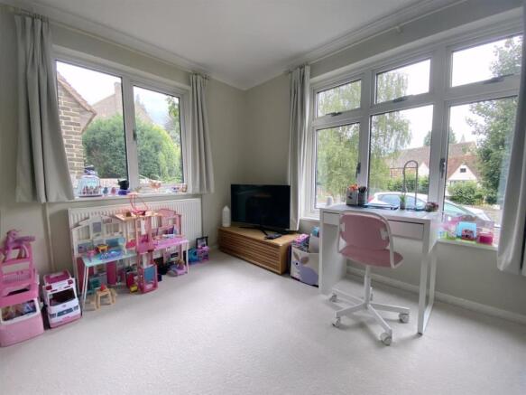 Snug/Playroom:
