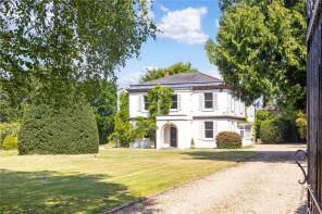 Hawthorns, Kings Road, Devizes SN10 4PZ