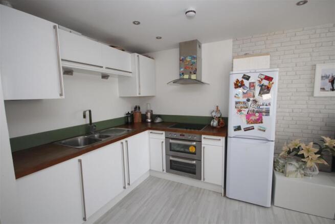 Kitchen Area.JPG