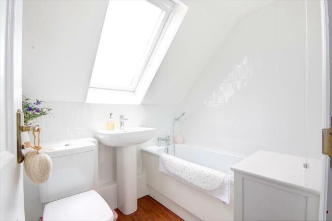 Bathroom.jpg