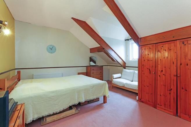 4 bed Terraced for sale Image 10