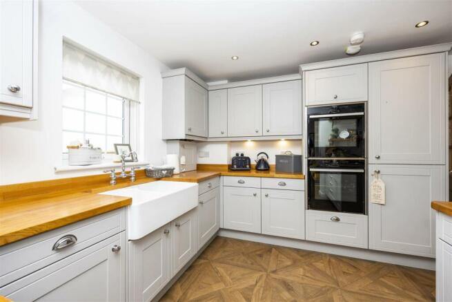 33_CLADDENS_PLACE_LENZIE_021.JPG