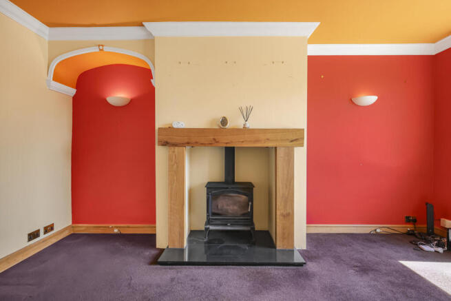 3 bed Semi-Detached for sale Image 5