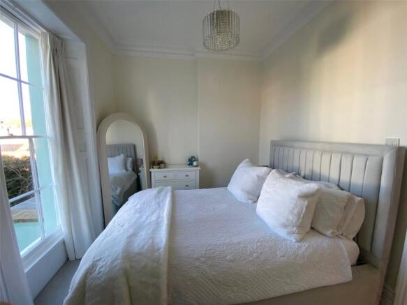 10 Meridian Place, Clifton, Bristol, BS8 photo 4