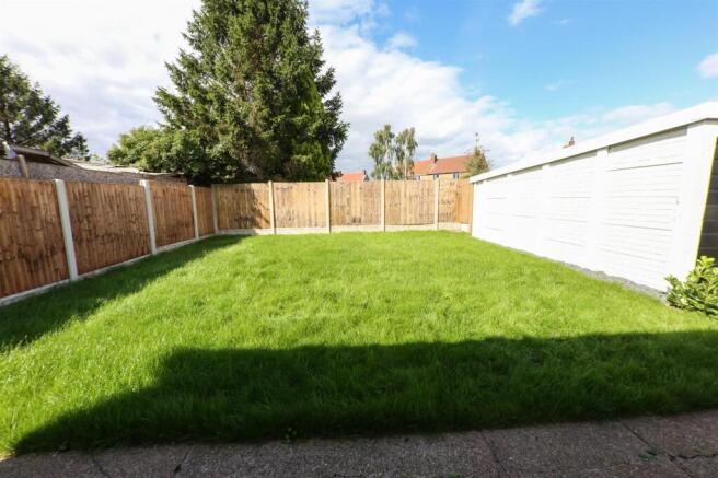 2 bed Detached Bungalow for sale Image 5