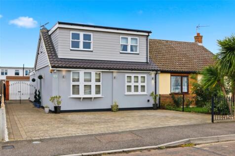 Nutcombe Crescent, Rochford, Essex, SS4