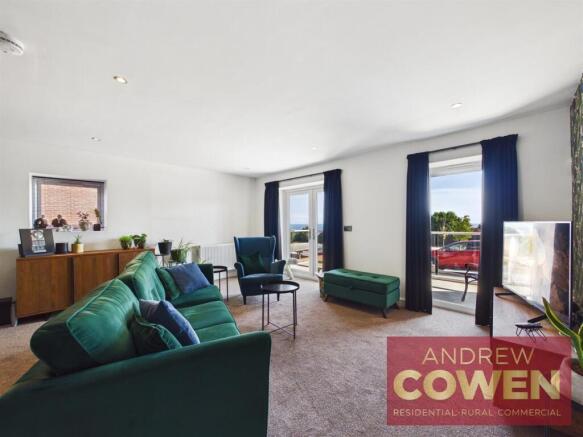 2 bed Apartment for sale Image 9