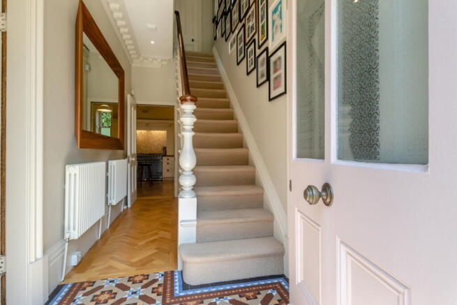 4 bed Detached for sale Image 4