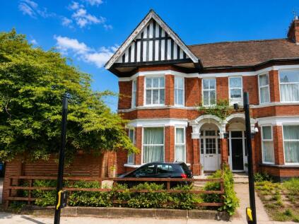 Beverley Road, Hull, East Riding of Yorkshi, HU6