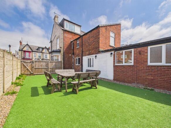 6 bed End of Terrace for sale Image 11