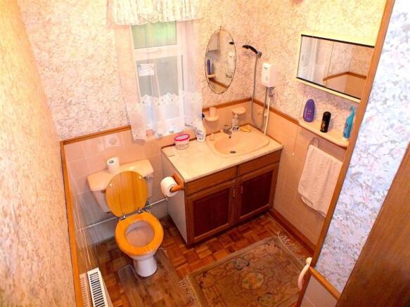 Downstairs Shower Room