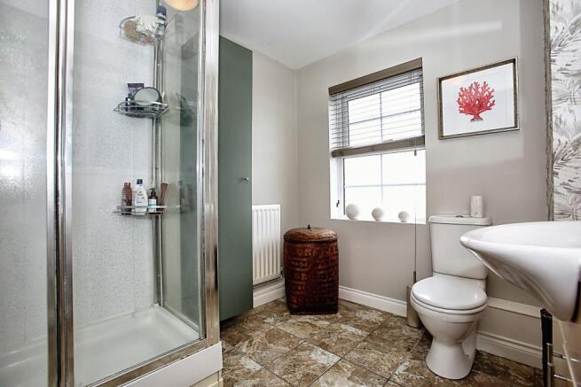 Master En-suite