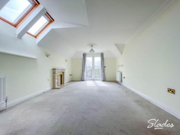 13 Regent House Loun