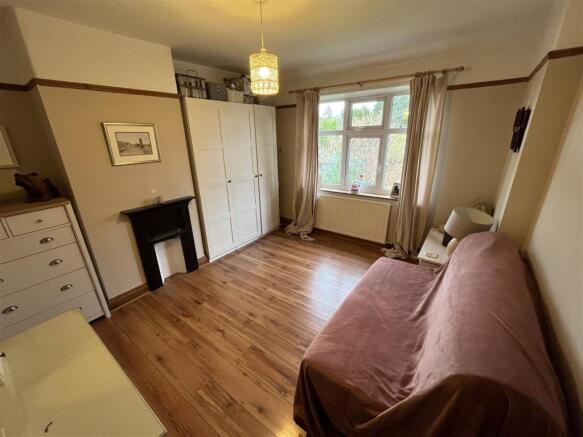 Bedroom 2.jpg