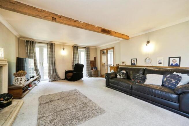 4 bed Barn Conversion for sale Image 8