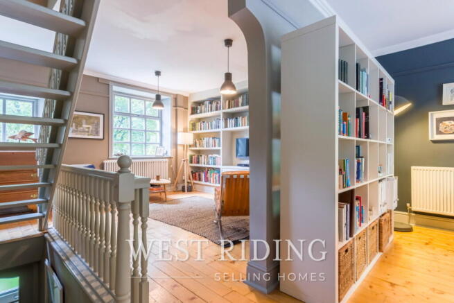 2 bed Terraced for sale Image 6