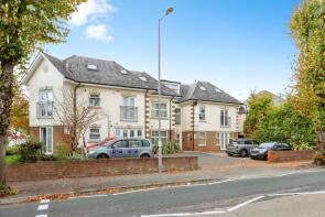 6, 46 48 Gresham Point, Charminster Avenue, Bournemouth BH9 1SB