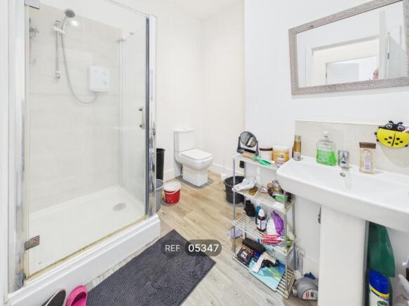 1 bed Flat to rent Image 7
