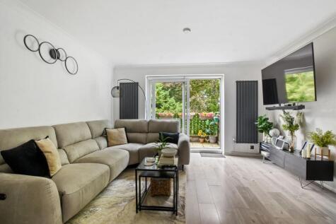 Steeplands, Bushey, WD23