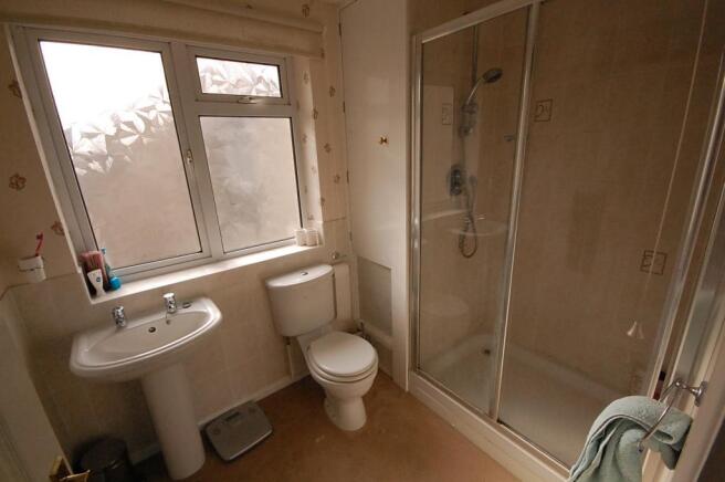 En-Suite Shower Rm