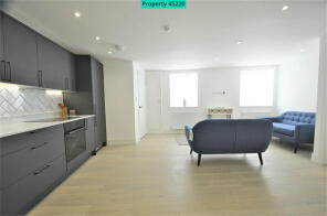 1, Clarence Court, The Broadway, Mill Hill, London NW7 4RP