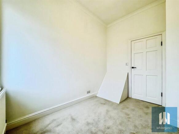 2 bed Terraced to rent Image 12