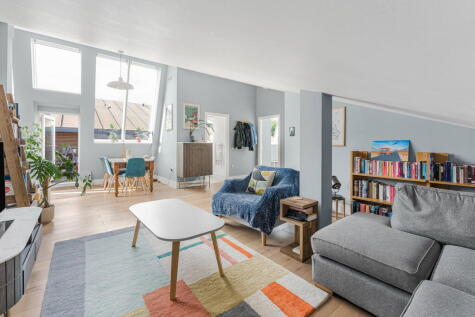 Longmans Mews, Wimbledon, SW20